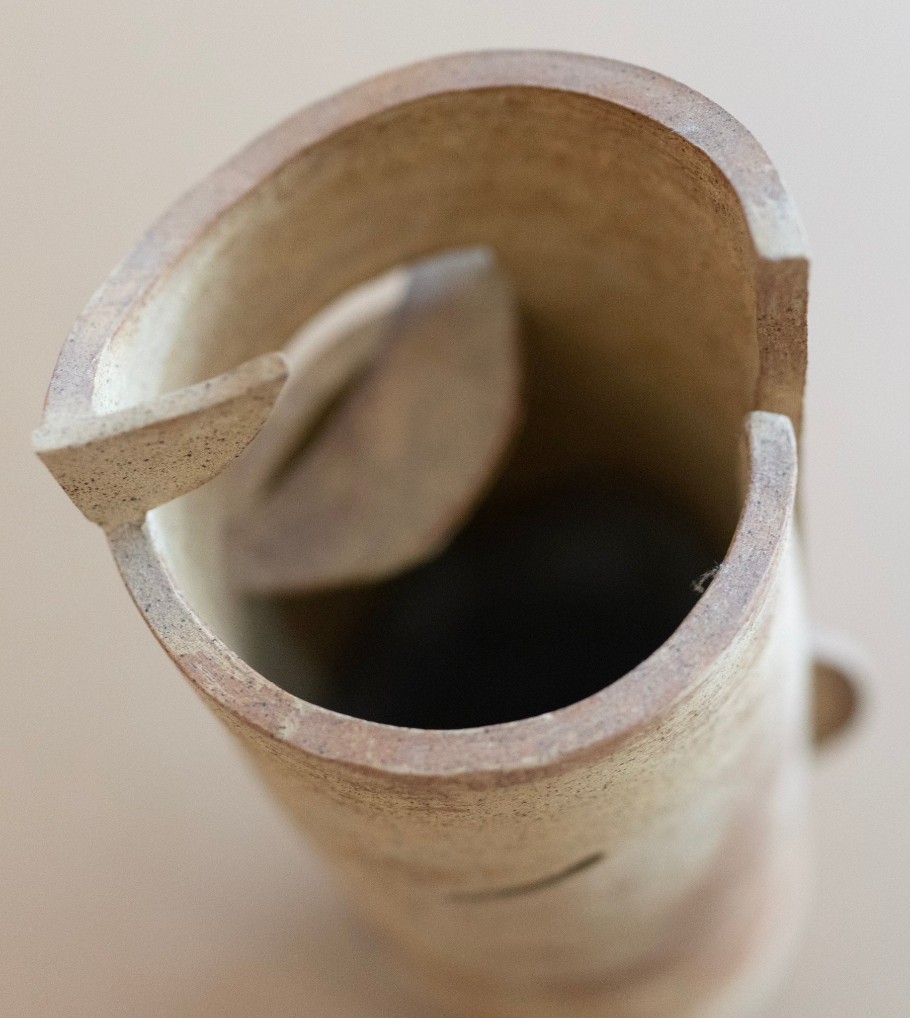 Tan Tuan Yong, Untitled (Brown Vase), Undated