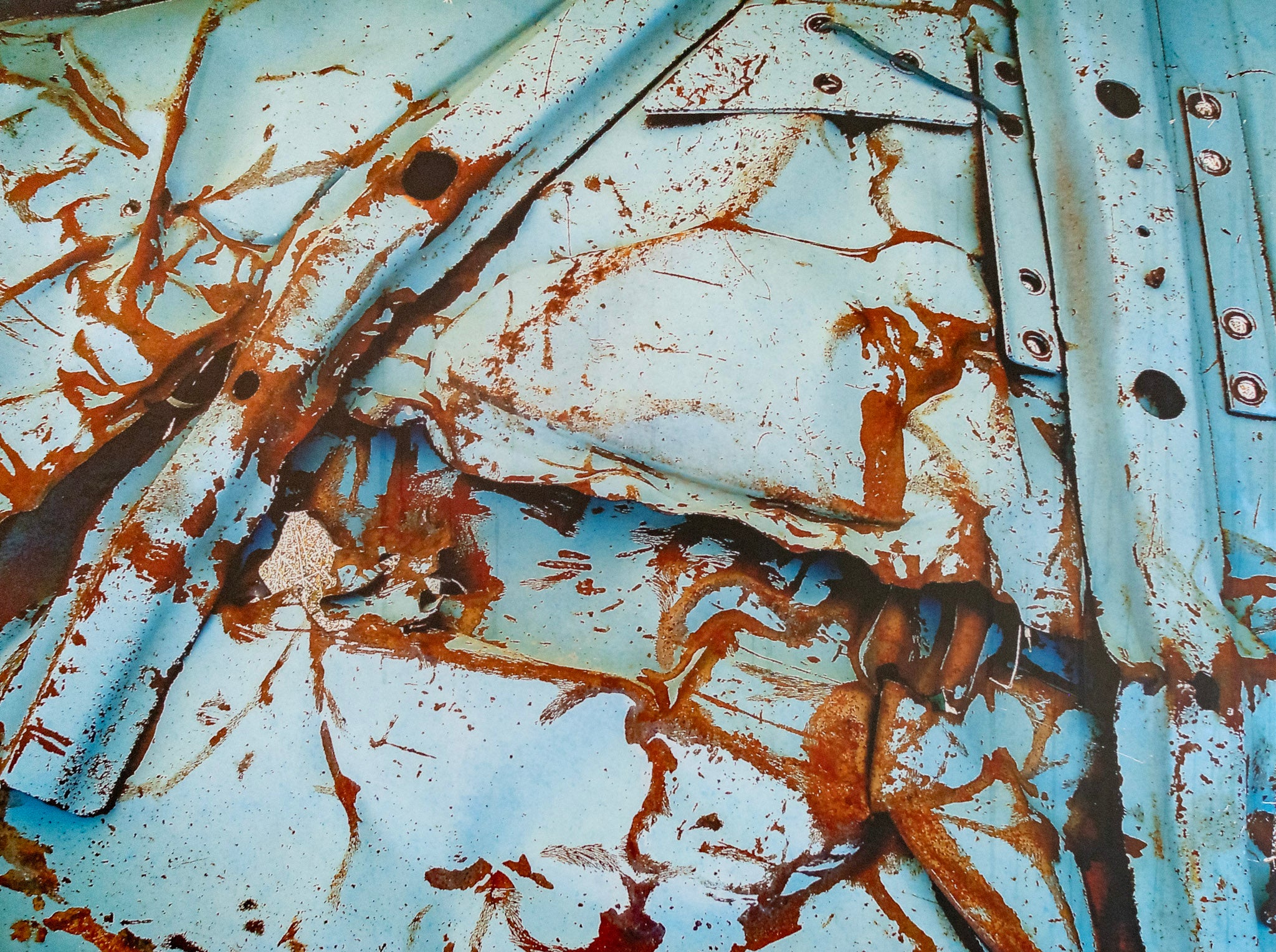 Sharis Garabedian, Untitled (Rusted Truck), 2009