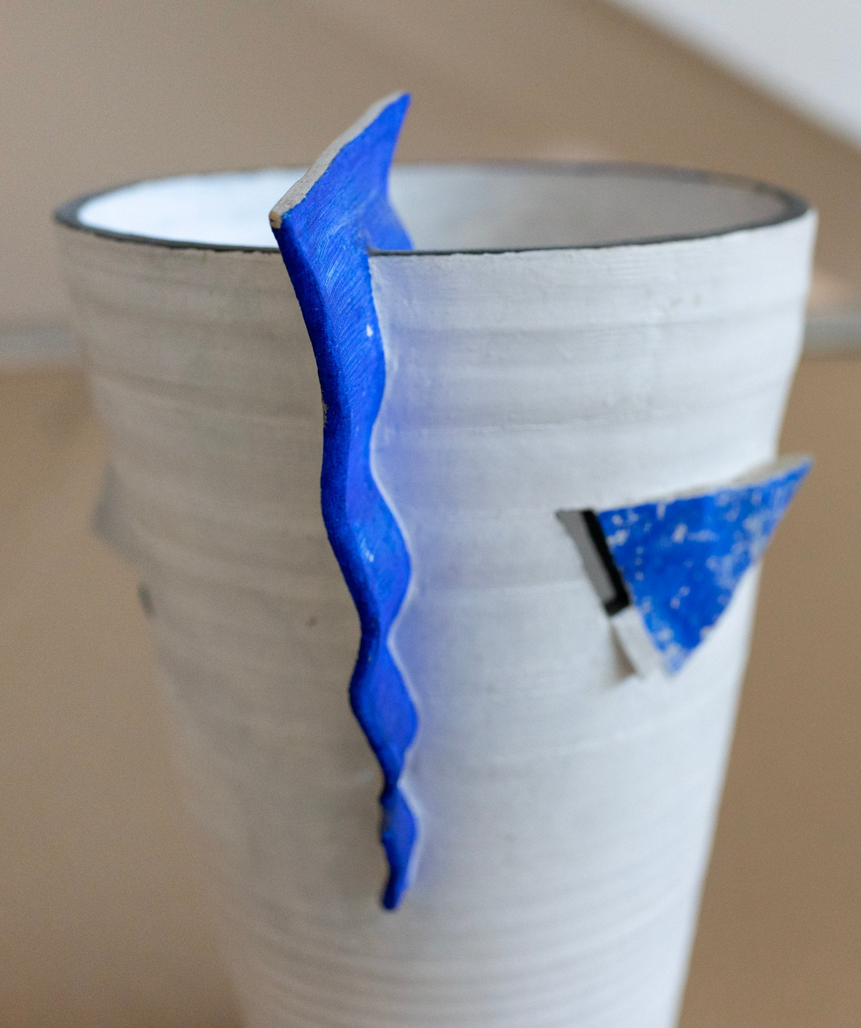 Tan Tuan Yong, Untitled (White and Blue Vase), Undated