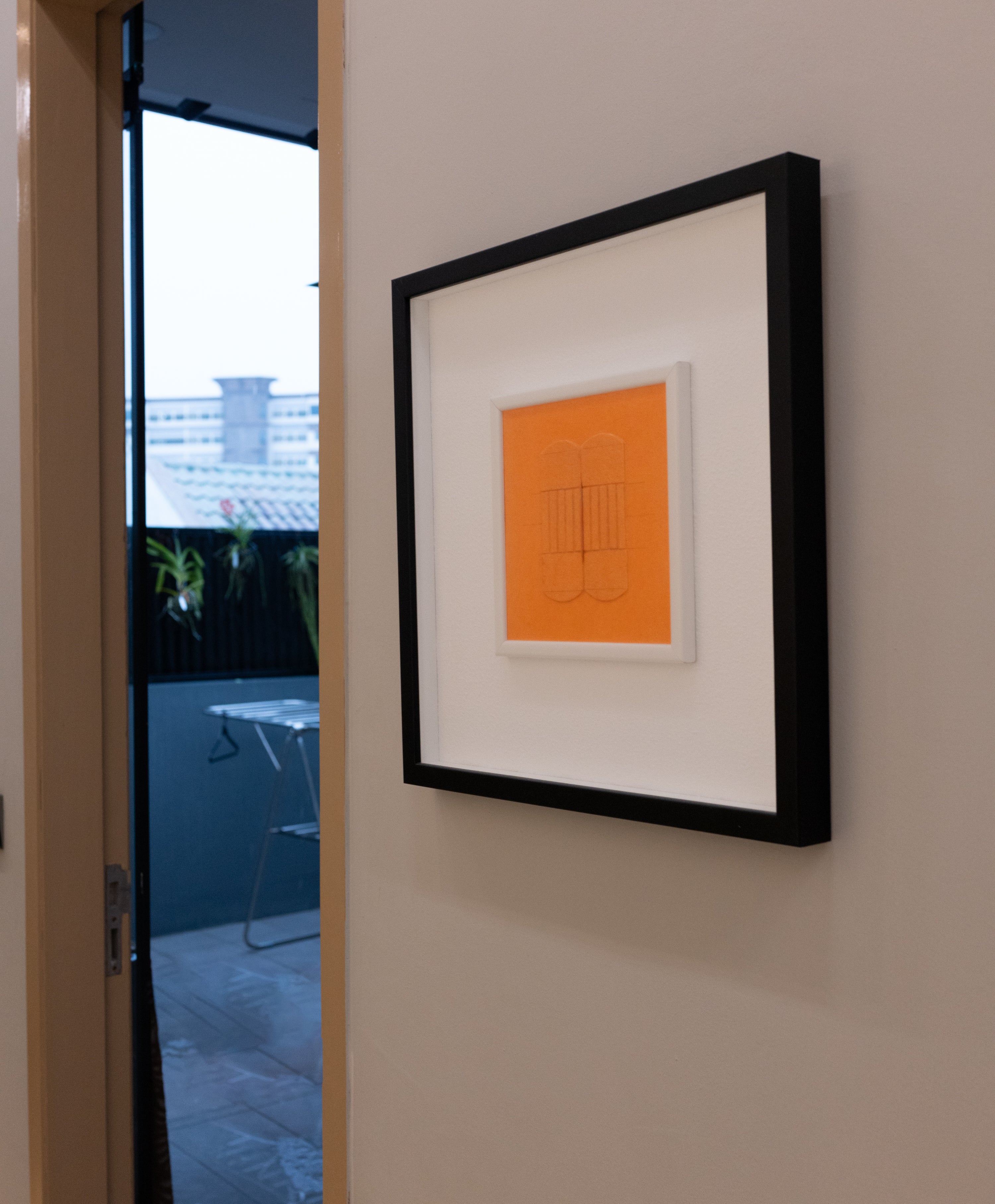 Agostino Bonalumi, Arancia (Orange), 1998