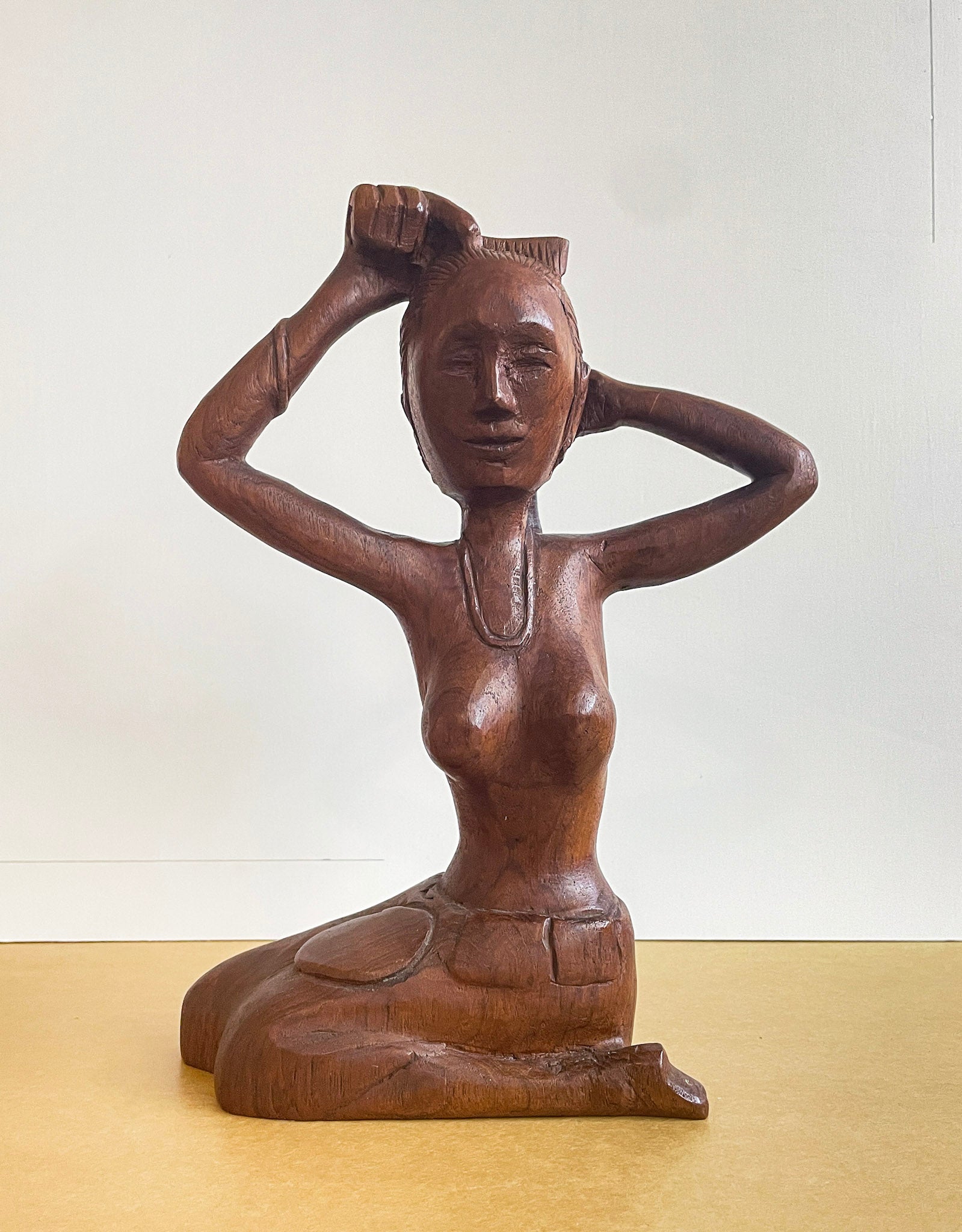 Shui Tit Sing, Combing Hair (A Pair), c. 1979