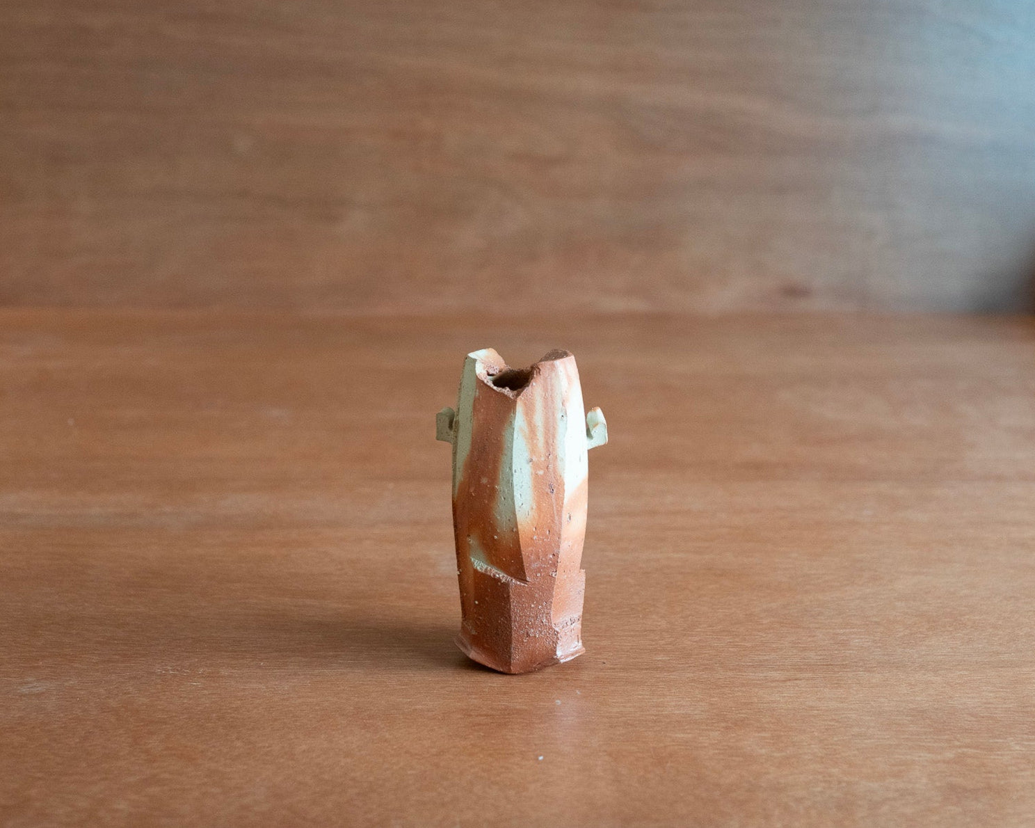 Ryuichi Kakeruzaki, Untitled (Vase), Undated
